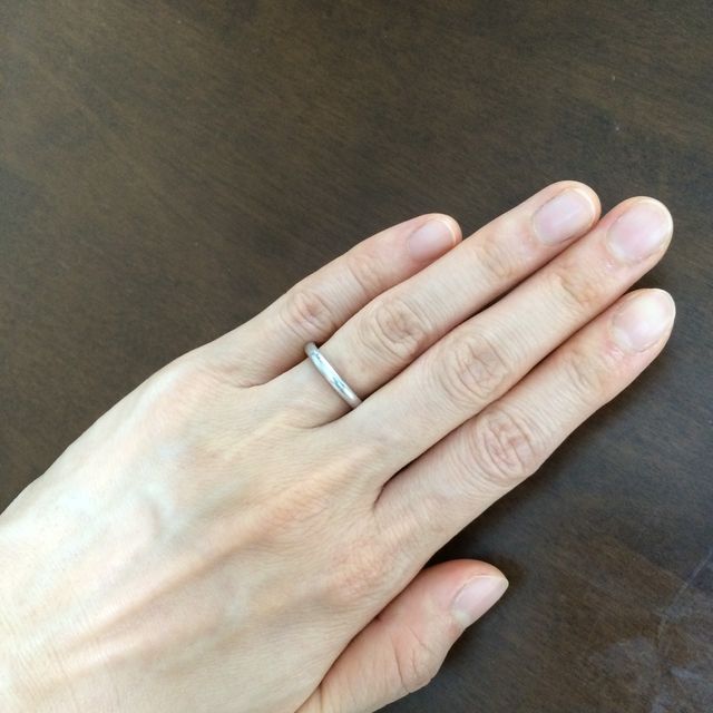 【ヴァン クリーフ＆アーペル(Van Cleef & Arpels)の口コミ】 角ばった部分のないマルミのスムーズなデザイン、つけ心地の良さが抜群で…