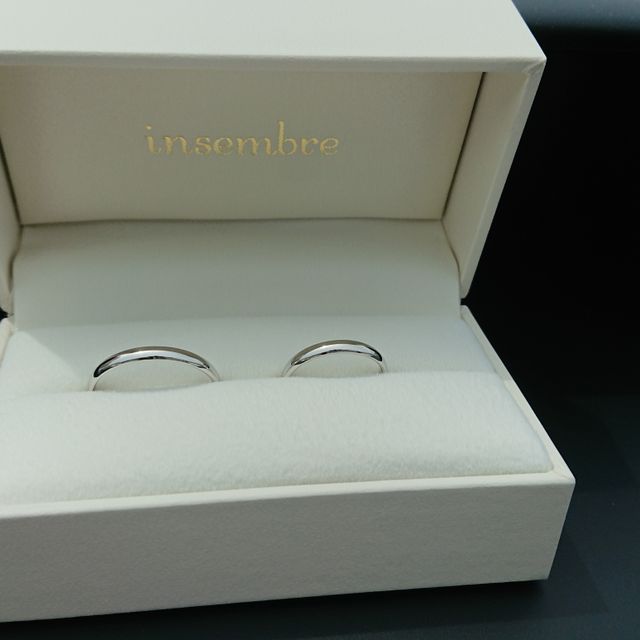 【insembre(インセンブレ)の口コミ】 結婚指輪を探しており、私の希望は内石が誕生石から選べる所、相手の希望…