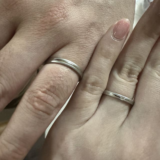 【アイプリモ(I-PRIMO)の口コミ】 シンプルだけど、マットなデザインも入っていて個性的なな部分もありオシ…