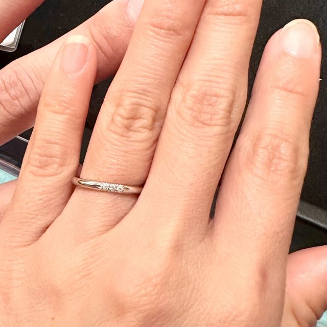 【ティファニー(Tiffany & Co.)の口コミ】 信頼できる会社のものを選びたいと思いました。海外製ですのでピッタリと…