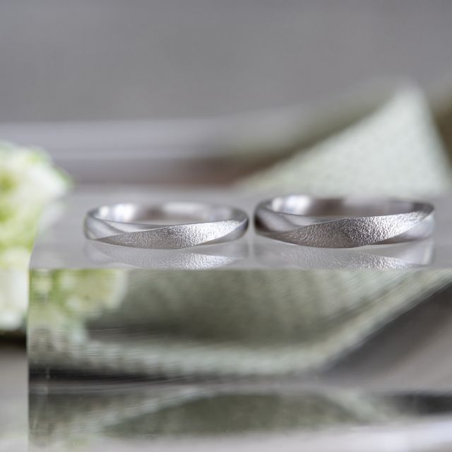 【Cayof(カヨフ)の口コミ】 セミオーダーでいくつかのデザインの中から選びました。日常でつけやすい…