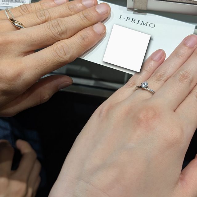 【アイプリモ(I-PRIMO)の口コミ】 2種類の金属でできた結婚指輪は、それぞれの素材の個性を活かした美しいコ…