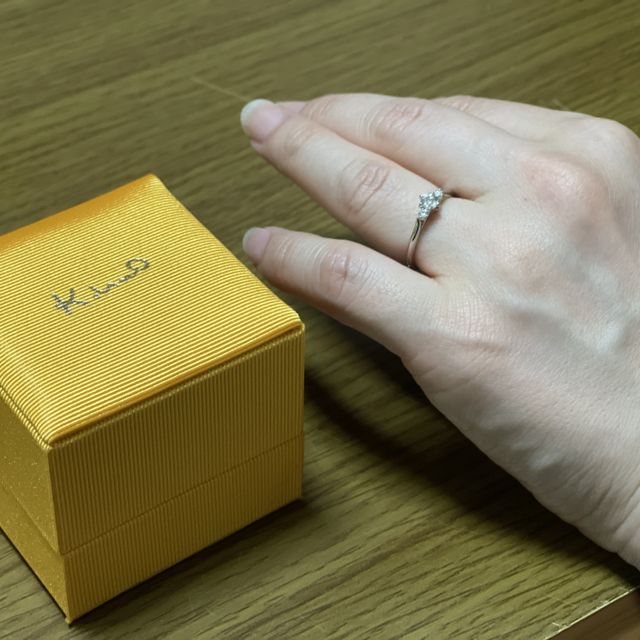 【ケイウノ ブライダル(K.UNO BRIDAL)の口コミ】 オリジナルのデザインで作っていただきました。
土台の部分にピンクゴール…