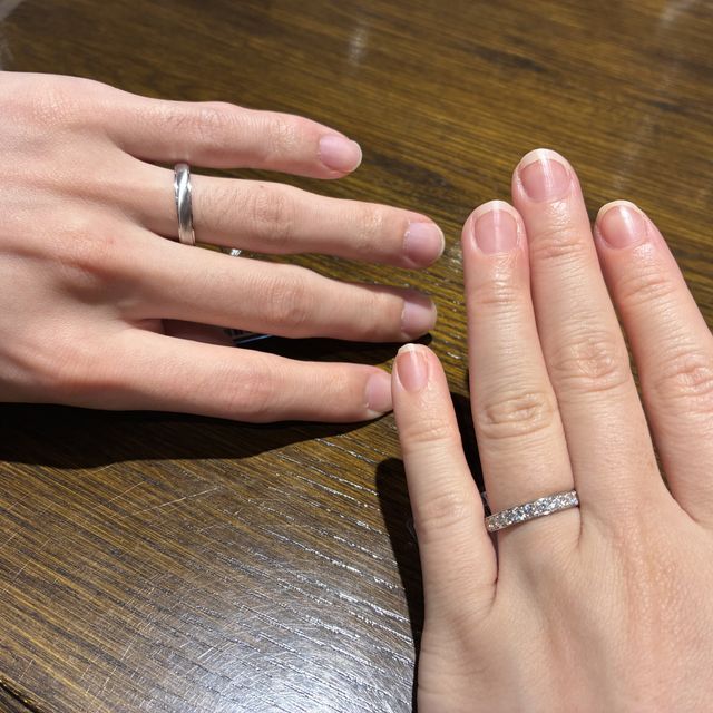 【TANZO.(鍛造指輪)の口コミ】 ハーフエタニティの指輪を探していました。ダイヤも大きく、とてもキラキ…