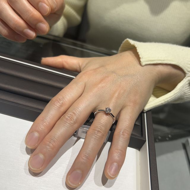 【アイプリモ(I-PRIMO)の口コミ】 デザインが豊富で気に入ったものが必ず見つかると思います。気に入った指…