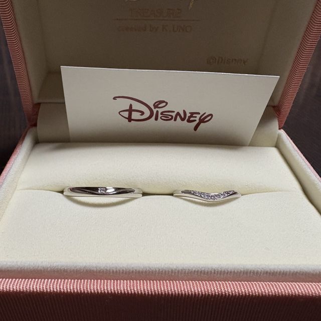 【ケイウノ ブライダル(K.UNO BRIDAL)の口コミ】 細かなデザインと形。そしてディズニーが好きなのでディズニーデザインが…