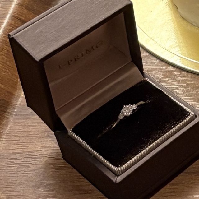 【アイプリモ(I-PRIMO)の口コミ】 デザインがとても好みでした。どれもおしゃれなものが多かったですがこれ…