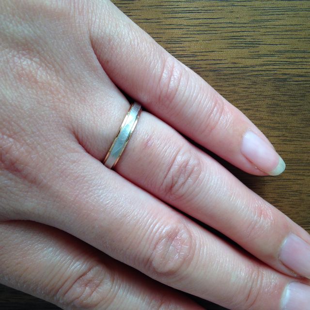 【nocur(ノクル)の口コミ】 予算も少なく、キラキラ光るものや宝石のついたものが嫌で、なるべくシン…