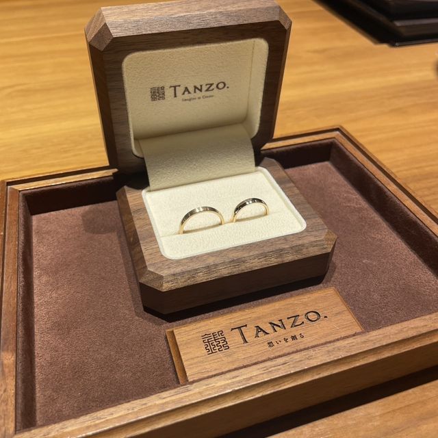 【TANZO.(鍛造指輪)の口コミ】 オーダーメイドで作成でき、ゴールドの色味も複数色から選択可能なのが良…