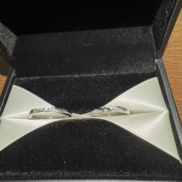 【エクセルコダイヤモンド(EXELCO DIAMOND)の口コミ】 ダイアモンドのカットが丁寧且つ、他のブランドには無い様なデザインのリ…