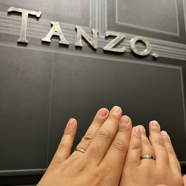 【TANZO.(鍛造指輪)の口コミ】 シンプルな指輪にしたかったので、平甲丸ストレートの彫なしでマット調に…