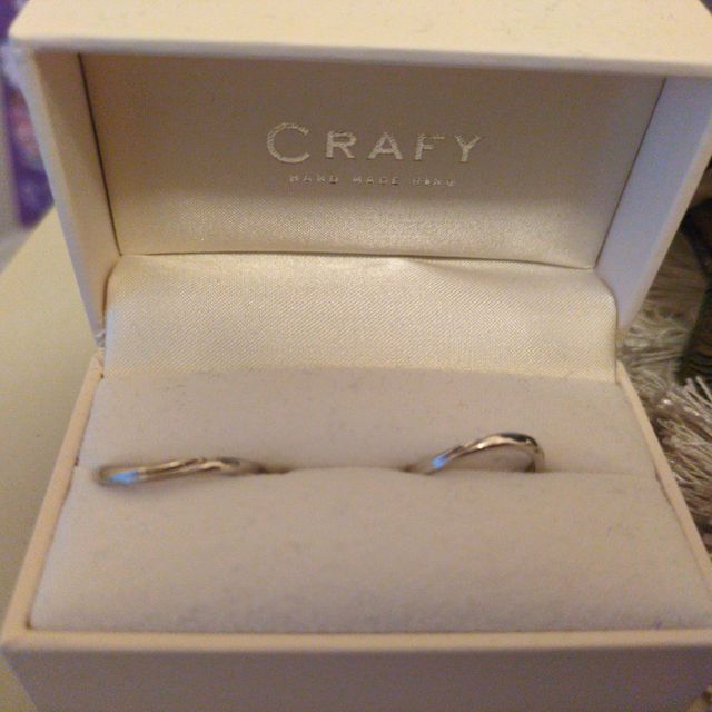 【CRAFY(クラフィ)の口コミ】 自分たちに似合うウェーブの指輪を手作りで作りました。
そして手作りとい…