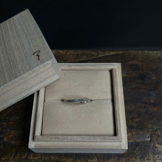 【ichi(イチ)の口コミ】 シンプルながら複雑で奥行きが感じられる点が素敵です。
ひねりが効いてお…