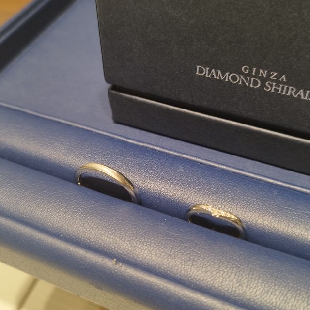 【銀座ダイヤモンドシライシの口コミ】 デザインも豊富で悩んでしまいますが店員さんがじっくり相談に乗ってくれ…