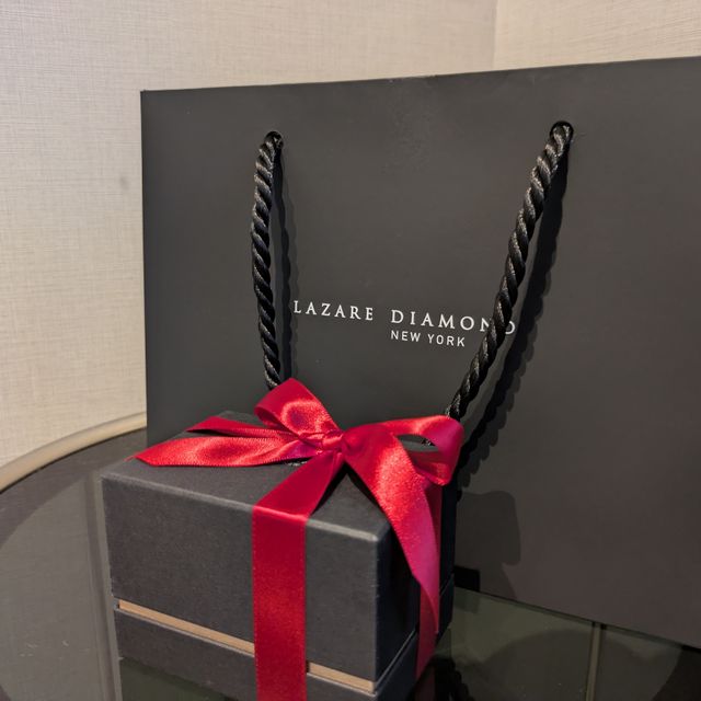 【ラザール ダイヤモンド(LAZARE DIAMOND)の口コミ】 ラザールダイヤモンドのこだわりのダイヤモンドの綺麗さは世界一です！他…