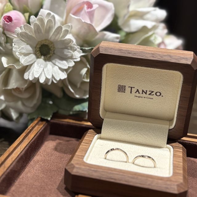 【TANZO.(鍛造指輪)の口コミ】 色彩でゴージャス感を出しつつ、それでいて丈夫さを損なわない品質となっ…