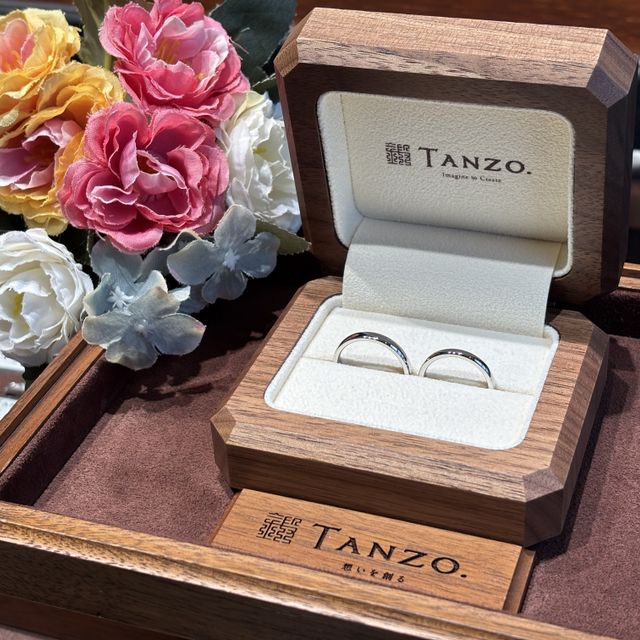 【TANZO.(鍛造指輪)の口コミ】 シンプルで丈夫な指輪が欲しかったので、理想の指輪を購入することができ…