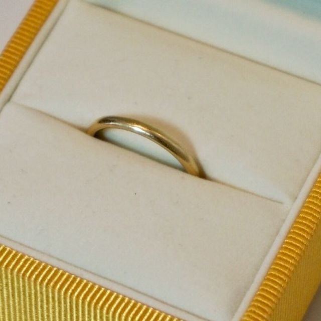 【ケイウノ ブライダル(K.UNO BRIDAL)の口コミ】 夫婦ともに、シンプルなデザインを望んでいました。常につけておきたいの…