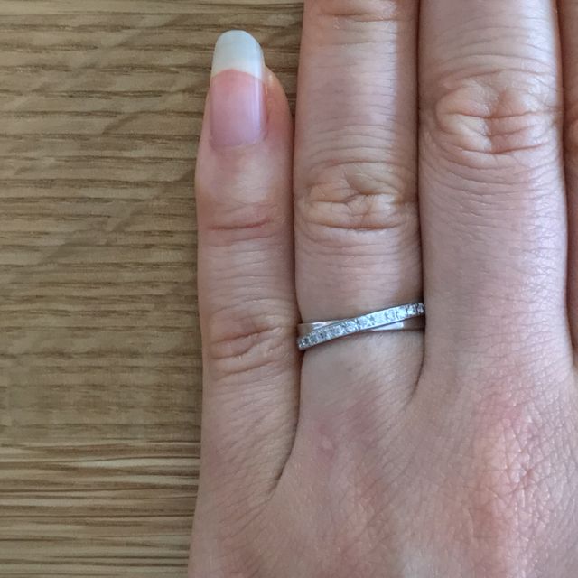 【ヴァンドーム青山(VENDOME AOYAMA)の口コミ】 プラチナで、ダイヤモンドがついている指輪を基準に探していた。この指輪…