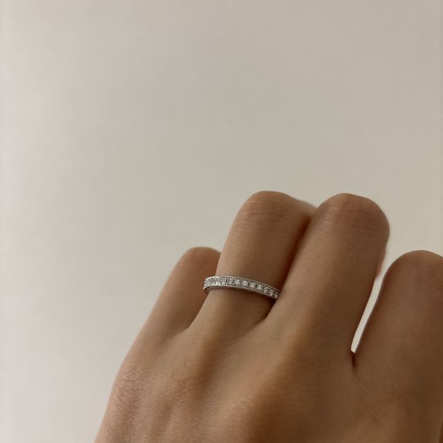 【エクセルコダイヤモンド(EXELCO DIAMOND)の口コミ】 キラキラ感の強いものを選びました。婚約指輪はなくてもいい代わりに結婚…