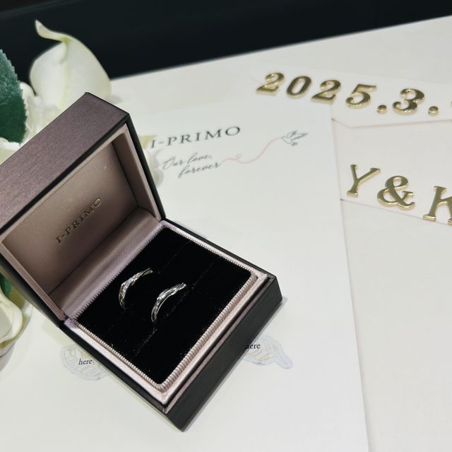 【アイプリモ(I-PRIMO)の口コミ】 形がウェーブで、ボリュームがあるデザインなので
手が大きく間接しっかり…