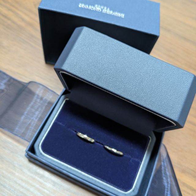 【銀座ダイヤモンドシライシの口コミ】 シンプルなデザインがとても気に入りました。ずっと使いたいと思い品質に…