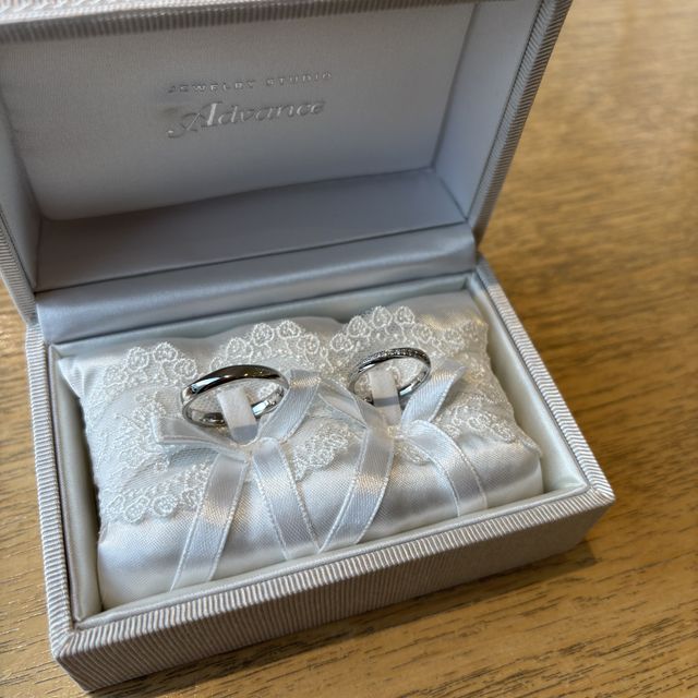 【JEWELRY STUDIO Advance(ジュエリースタジオアドバンス)の口コミ】 デザインの種類がたくさんあり、リングの幅や色も選べるのでよかったです…
