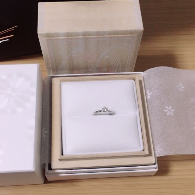 【JEWELRY  KAMATA(ジュエリーかまた)の口コミ】 予算とデザインがバッチリで
とっても気に入りました！

ストレートなので…