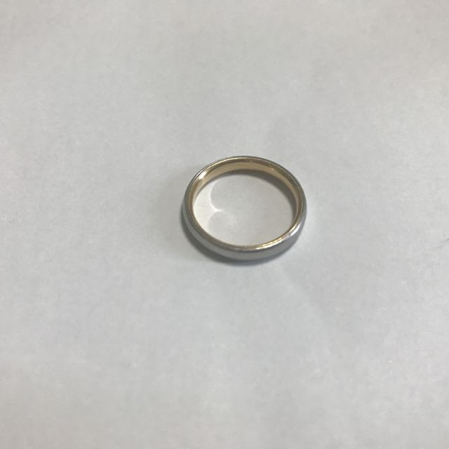 【俄(にわか)の口コミ】 ずっとつけているものなのでつけやすいシンプルなデザインの結婚指輪を探…