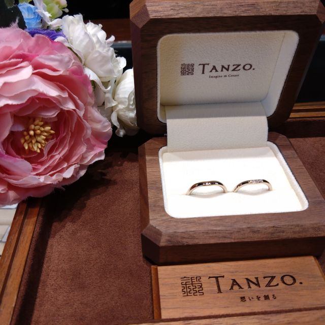 【TANZO.(鍛造指輪)の口コミ】 とにかく丈夫な指輪だと思います。指輪の作成方法にこだわり、会社名の由…