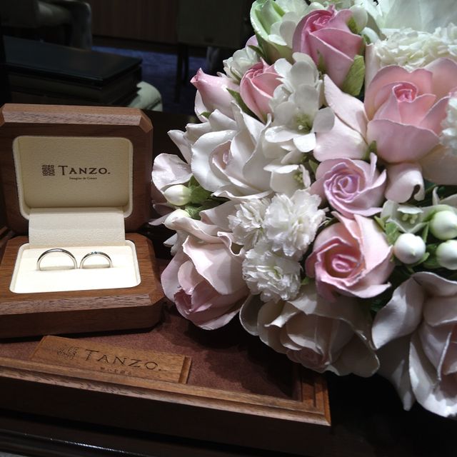 【TANZO.(鍛造指輪)の口コミ】 指輪について全然知識がなかったのですが、リング自体、加工など様々な組…