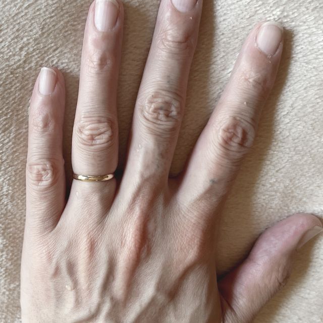 【insembre(インセンブレ)の口コミ】 価格が予算内でよかったです。素材、デザインも大変満足でした。安心出来…