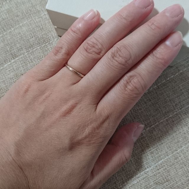 【ヴァンドーム青山(VENDOME AOYAMA)の口コミ】 とくにこだわりはなく、華奢なシンプルなものを探しており、知っている色…