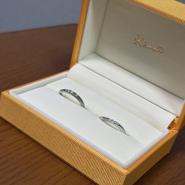 【ケイウノ ブライダル(K.UNO BRIDAL)の口コミ】 厚みがあるのに、つけていても違和感がなく気になりません。
緩いウェーブ…