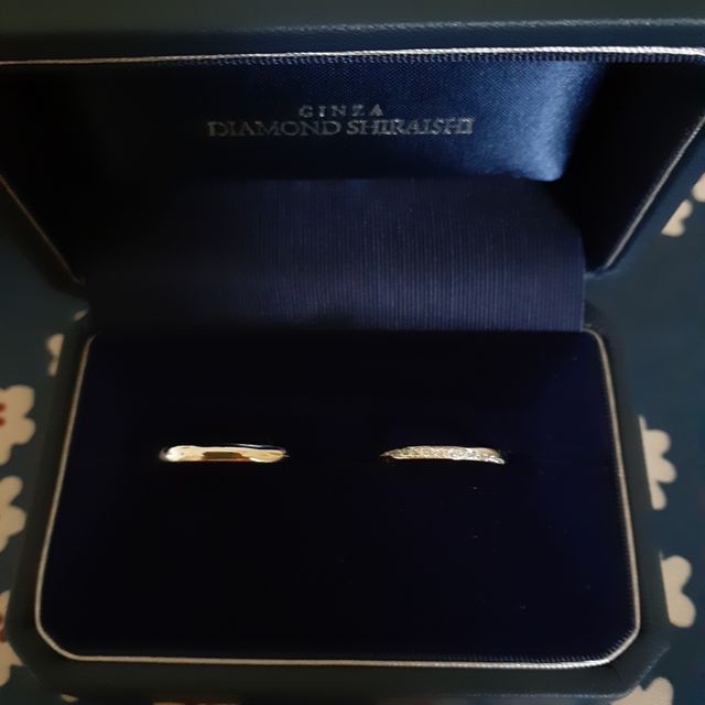 【銀座ダイヤモンドシライシの口コミ】 まず、HPで見た華奢なデザインが気に入って、店頭でつけさせてもらったと…