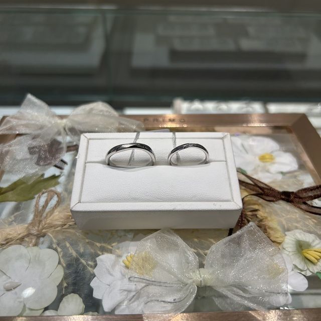 【アイプリモ(I-PRIMO)の口コミ】 私が選んだデザインはシンプルさが強いけれどもポイントで特徴があるとこ…