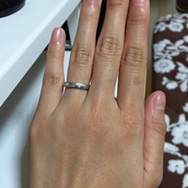 【4℃ BRIDAL(ヨンドシーブライダル)の口コミ】 ４℃らしい、飽きがこないのにシンプルで洗礼されたデザインがとても素敵で…