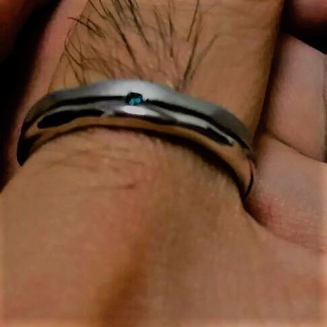 【JEWELRY  KAMATA(ジュエリーかまた)の口コミ】 普段アクセサリー類はつけないので指輪の光具合が苦手でマット加工のもの…