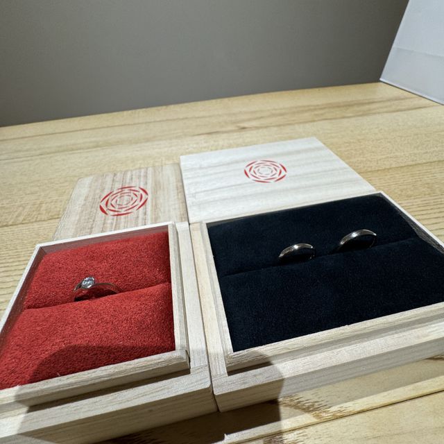 【出雲結(いずもゆい)の口コミ】 指輪コンセプトが素晴らしく共感したため購入しました。
実際につけるとさ…