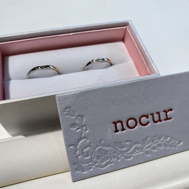 【nocur(ノクル)の口コミ】 比較的安価で素敵なデザインがあれば〜と思って選ばせていただきました。…