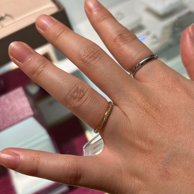 【ブルガリ(BVLGARI)の口コミ】 海外ブランドへの憧れがあり、ハーフエタニティの指輪を検討していたので…