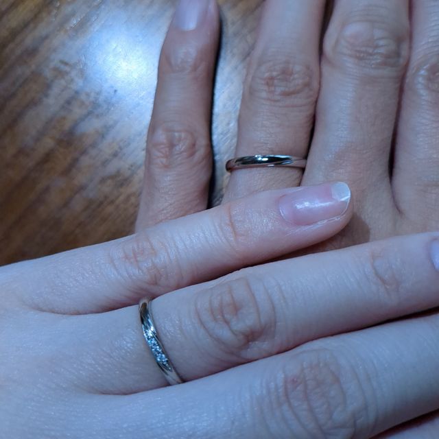 【アイプリモ(I-PRIMO)の口コミ】 シンプルながらも個性が光るデザインが魅力です。繊細なディテールが施さ…