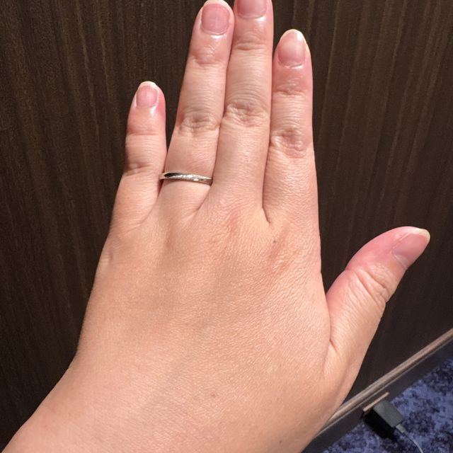 【TANZO.(鍛造指輪)の口コミ】 はじめにサイズをどうするかすごく悩んでいたんですが、0.5号刻みでサイズ…