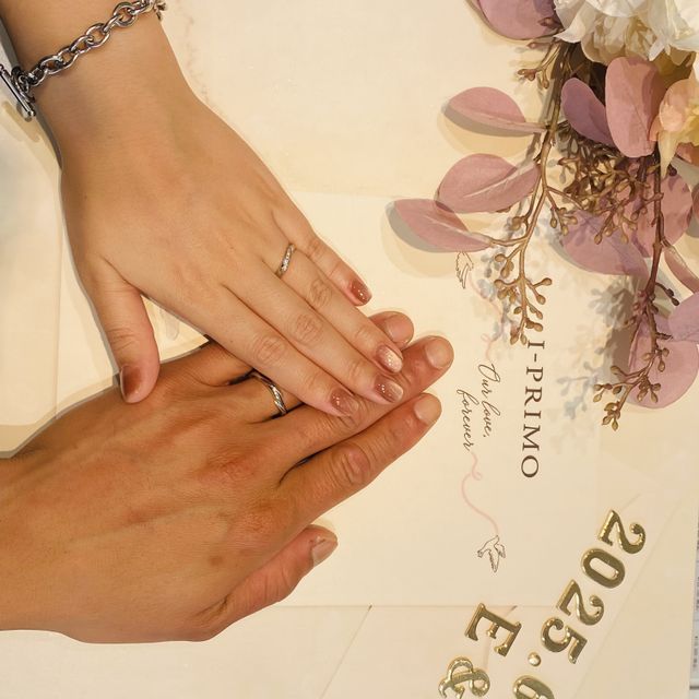 【アイプリモ(I-PRIMO)の口コミ】 指輪が私の手に合っていると思ったのと普通のデザインよりは少しインパク…