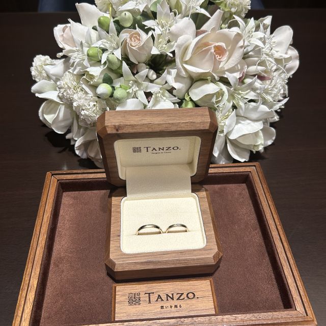 【TANZO.(鍛造指輪)の口コミ】 セミオーダーということで他の人と被らず、デザインを選ぶことができまし…