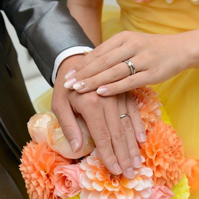 【ティファニー(Tiffany & Co.)の口コミ】 婚約指輪をティファニーで購入していたため、結婚指輪もティファニーで揃…