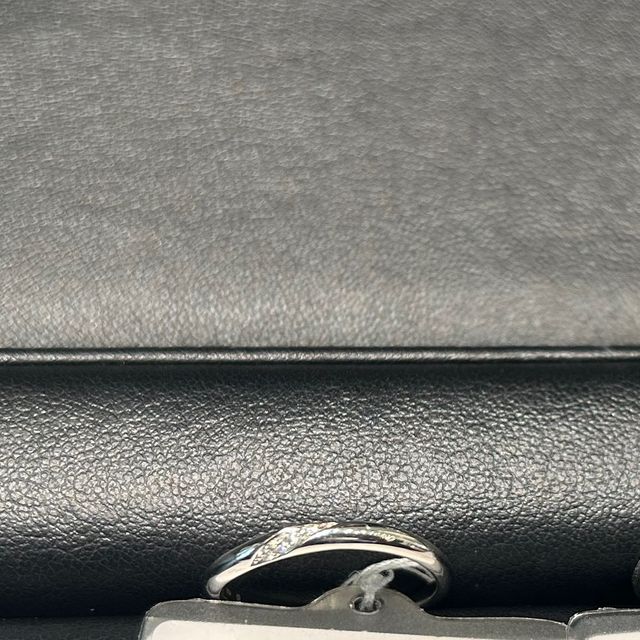 【俄(にわか)の口コミ】 ストレートよりもウェーブのデザインが自分には合うので、ウェーブのデザ…