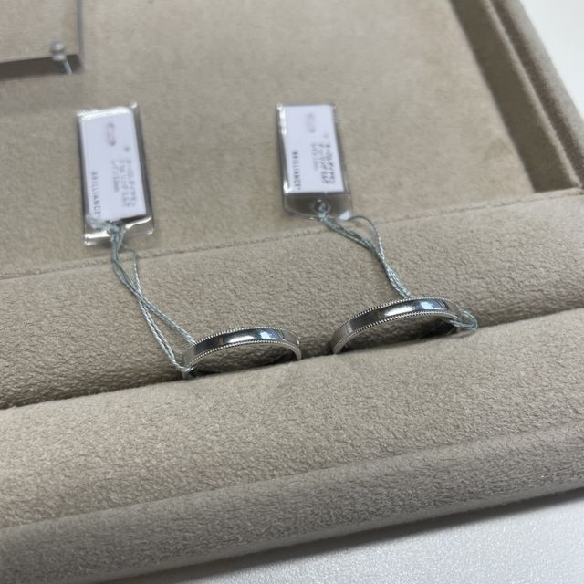 【BRILLIANCE+(ブリリアンスプラス)の口コミ】 ミルグレインデザインに惹かれていたので、試着させて頂きました。ブリリ…