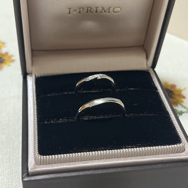 【アイプリモ(I-PRIMO)の口コミ】 やや重みもありますが、フィット感があり違和感なくつけられます。
自分側…