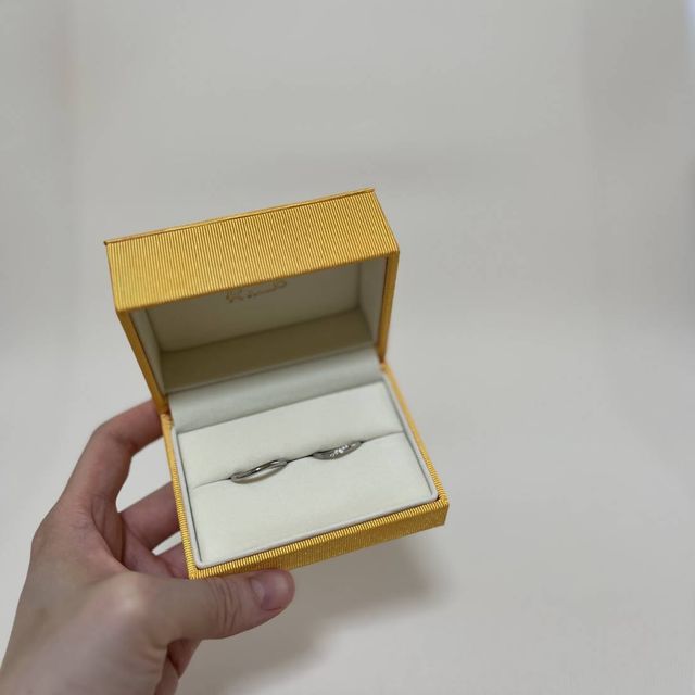 【ケイウノ ブライダル(K.UNO BRIDAL)の口コミ】 完全オーダーメイドやセミオーダーに対応しており、自分だけの特別なデザ…